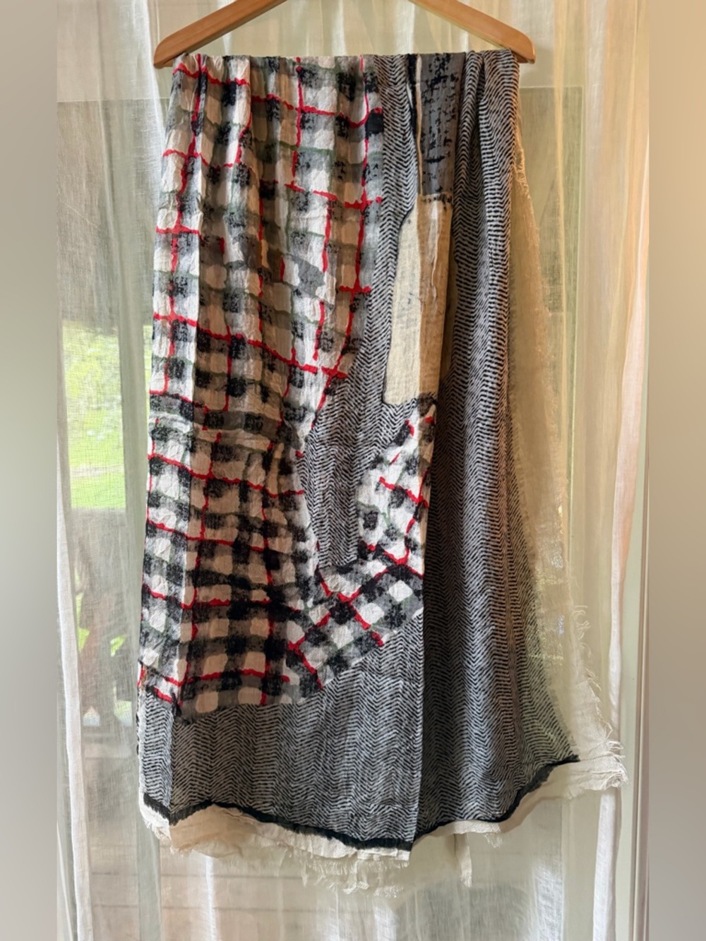 Franco Ferrari wool blend stole NWT - Picture 2 of 5